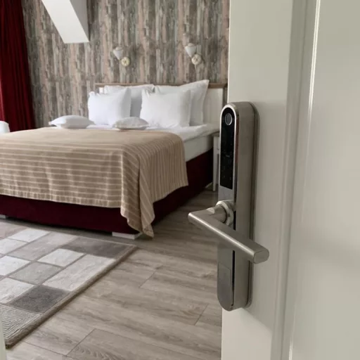 HBZ SMARTPASS MONACO okoskilincs - antracit